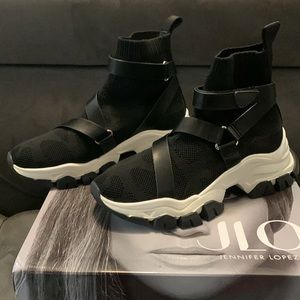 Jennifer Lopez Cement 82 Sneakers. Size 8